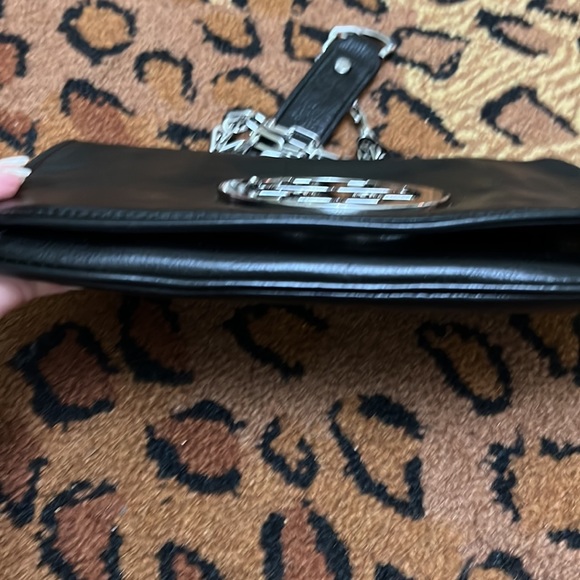 Authentic Tory Burch Handbag - Picture 10 of 12